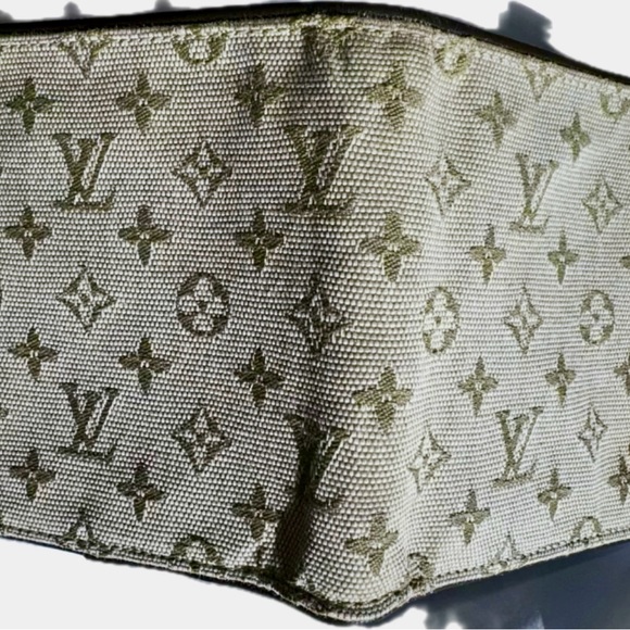 **SOLD**Louis Vuitton mini Lin Tri wallet**SOLD** - Picture 3 of 6